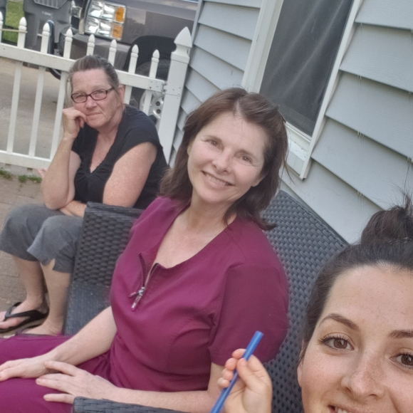 Meet your Posher, Priscilla - Picture 6 of 8